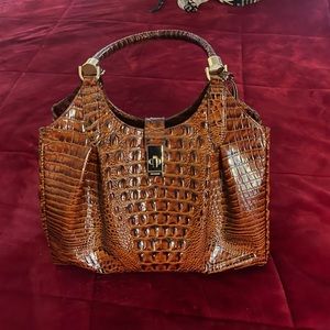 Beautiful Brahmin purse like new. Absolutely gorgeous!